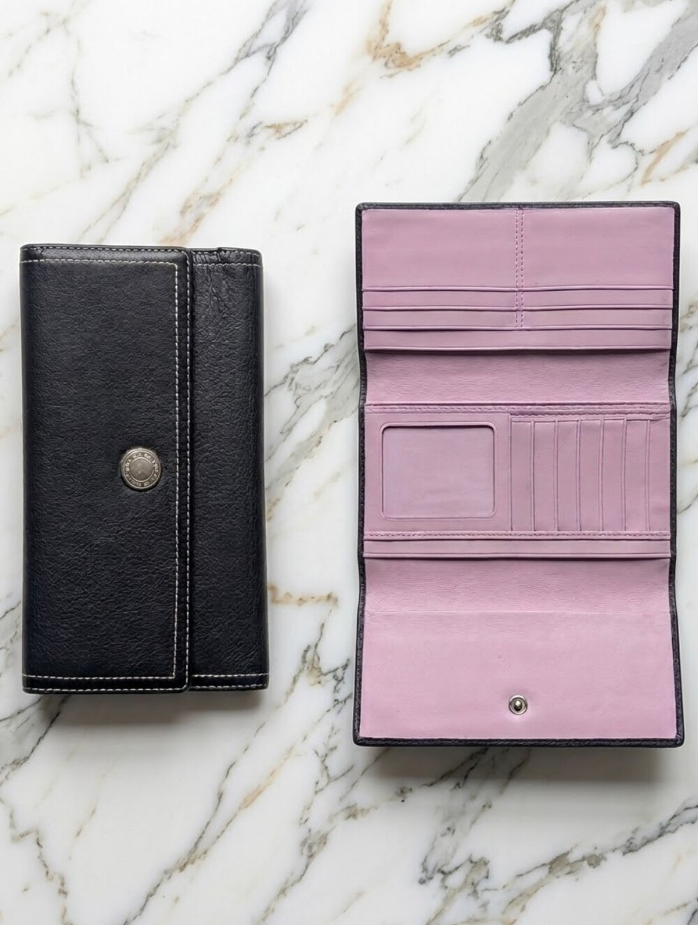Coach Classic Pebbled Leather Bifold Trifold Chelsea Wallet Clutch, Pink Accent